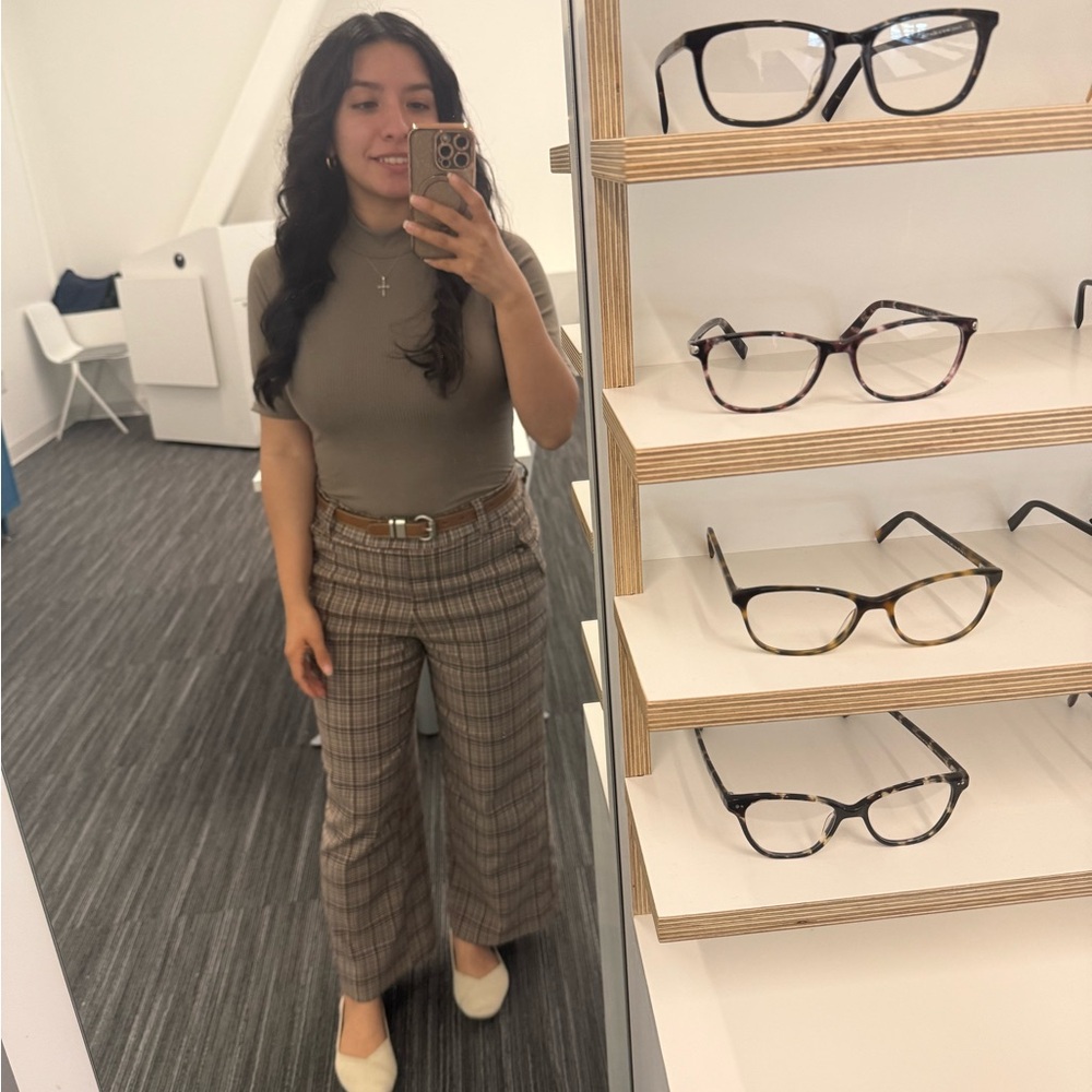 Meet your Posher, Andrea